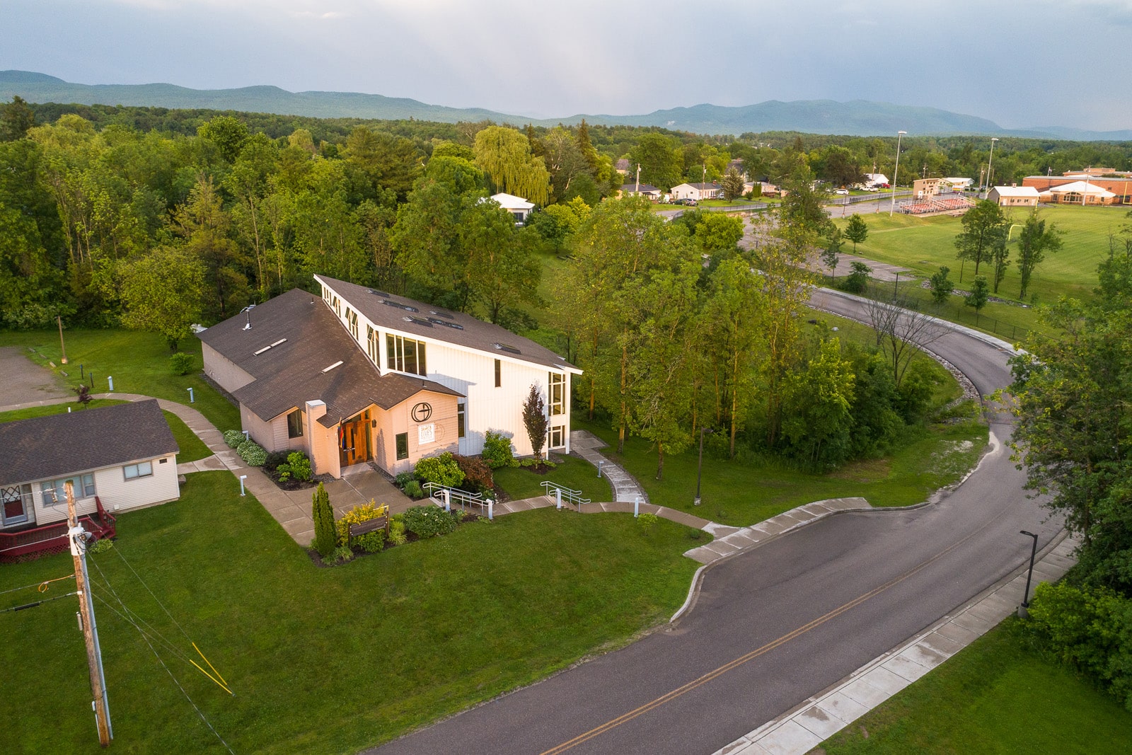 Champlain Valley Unitarian Universalist Society Meeting House - Vermont Architects