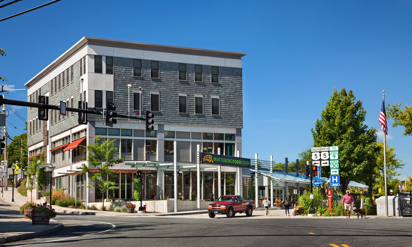 Co-op Plaza Redevelopment - Vermont Architects